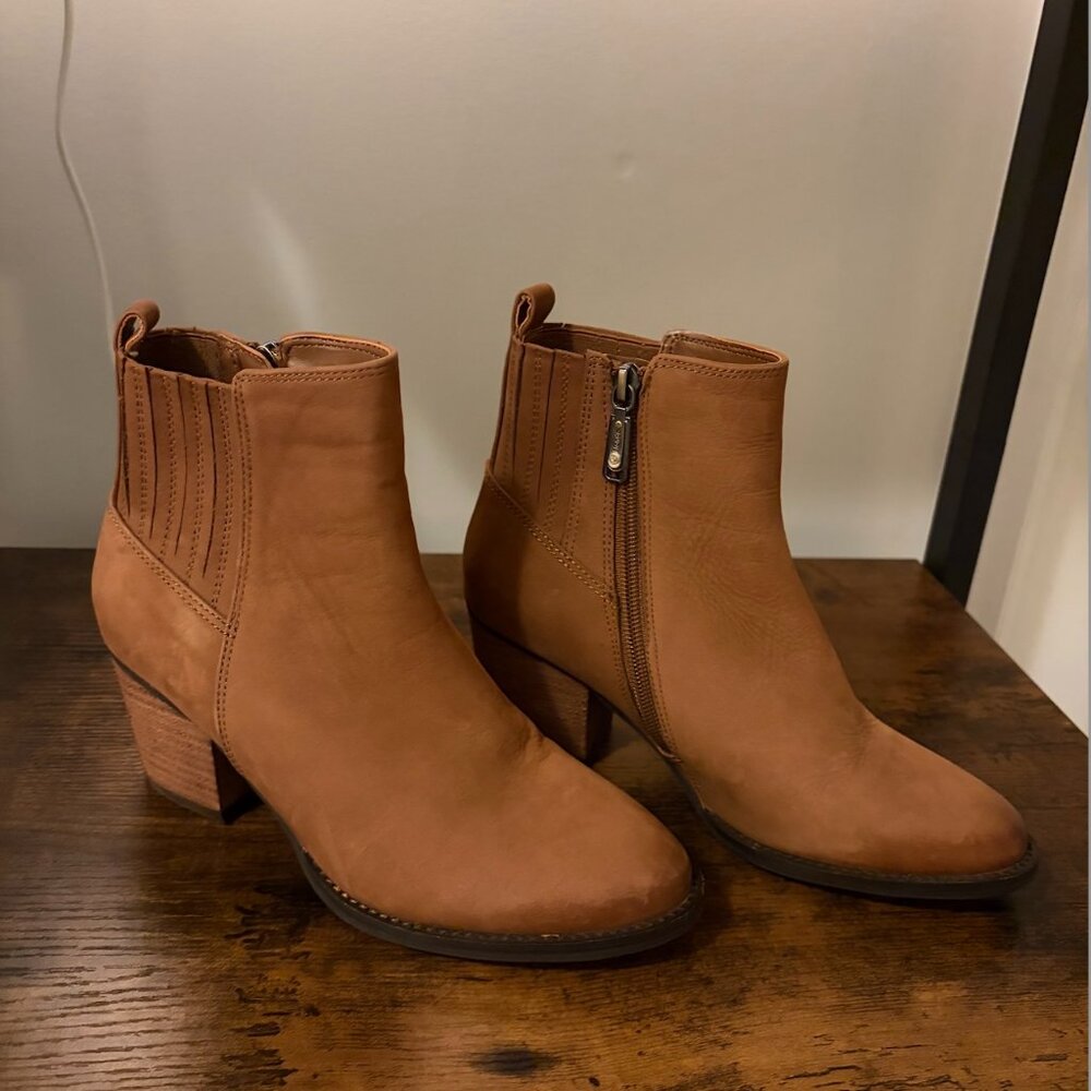 Blondo Tan Suede Ankle Boots - Waterproof